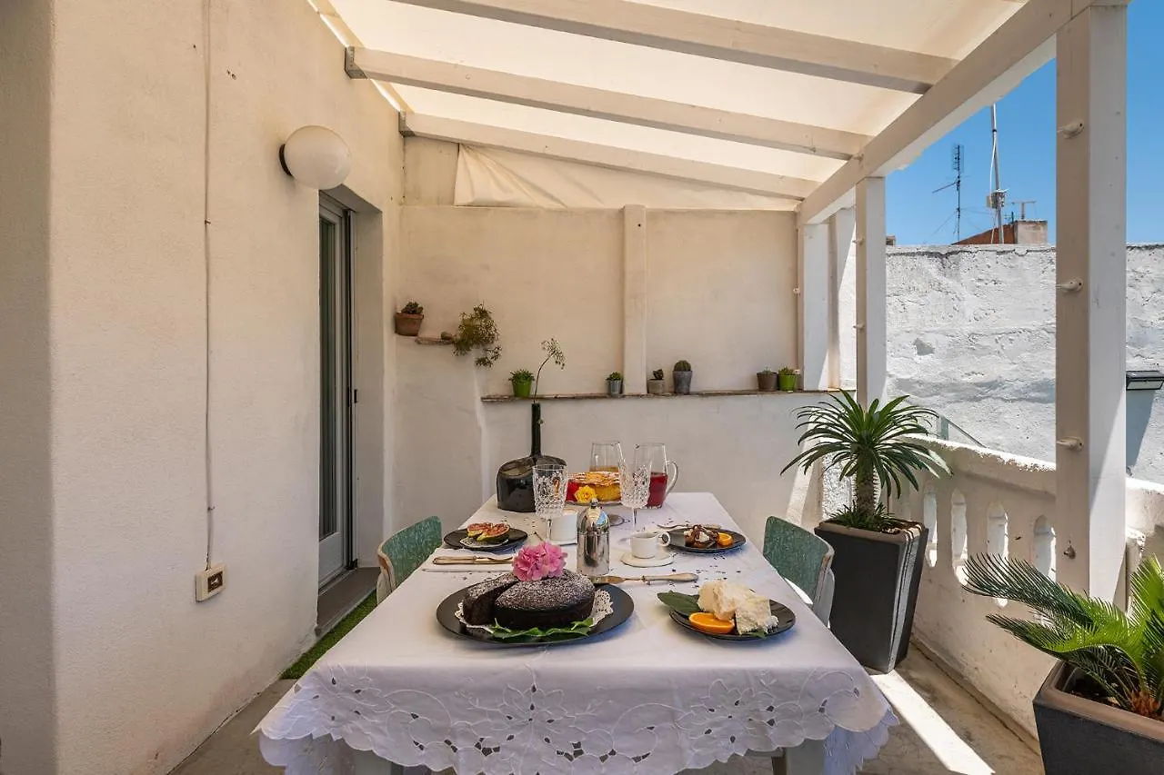 Q-Riosity Boutique Rooms Quartu Sant'Elena Italy